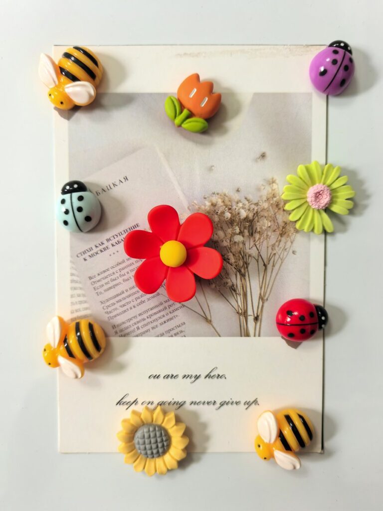Resin bee and flower fridge magnet set, 3D garden collection