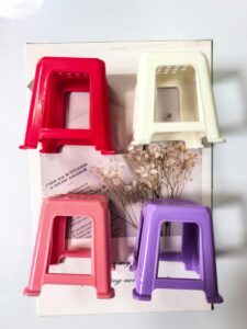 Resin miniature stool fridge magnets, novelty 3D collectible set